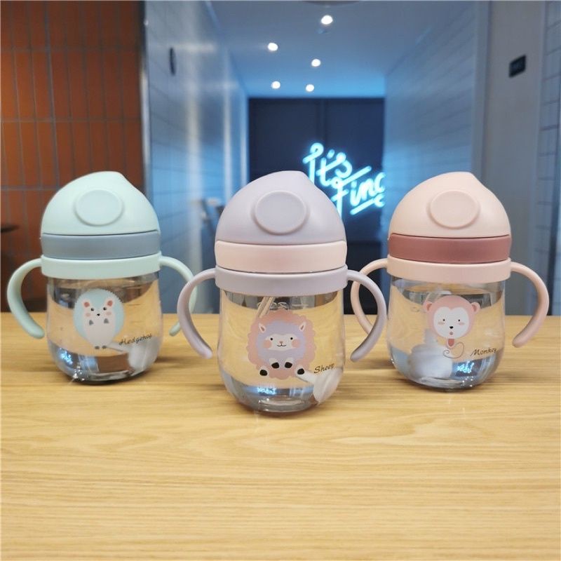 BPA FREE Botol Minum Bayi dan anak / Cangkir Minuman dengan Sedotan dan Gagang Ukuran 250 ml