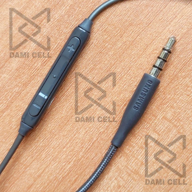 Headset / Earphone Samsung s8 Original AKG Black Jack 3.5mm ( ngebass )