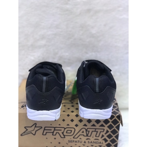 Sepatu sneakers anak sekolah PROATT PC 870 2wrn sz 31-38