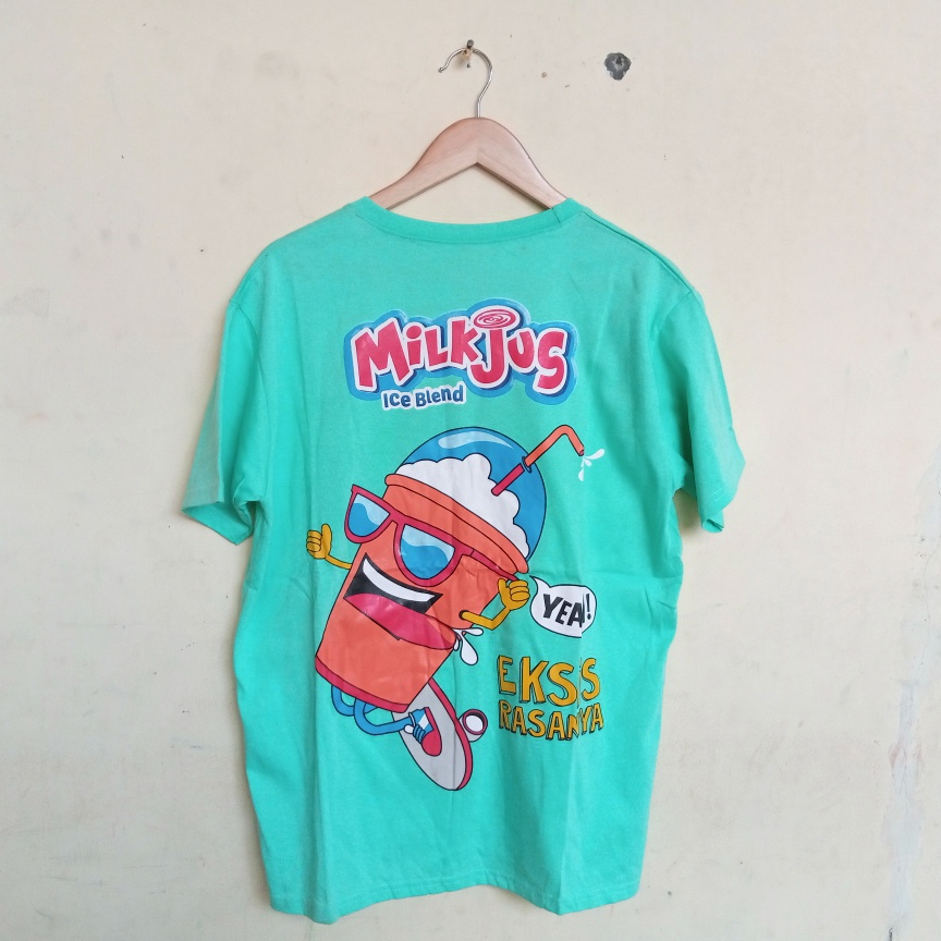 Kaos Lengan Pendek Motif Milkjus