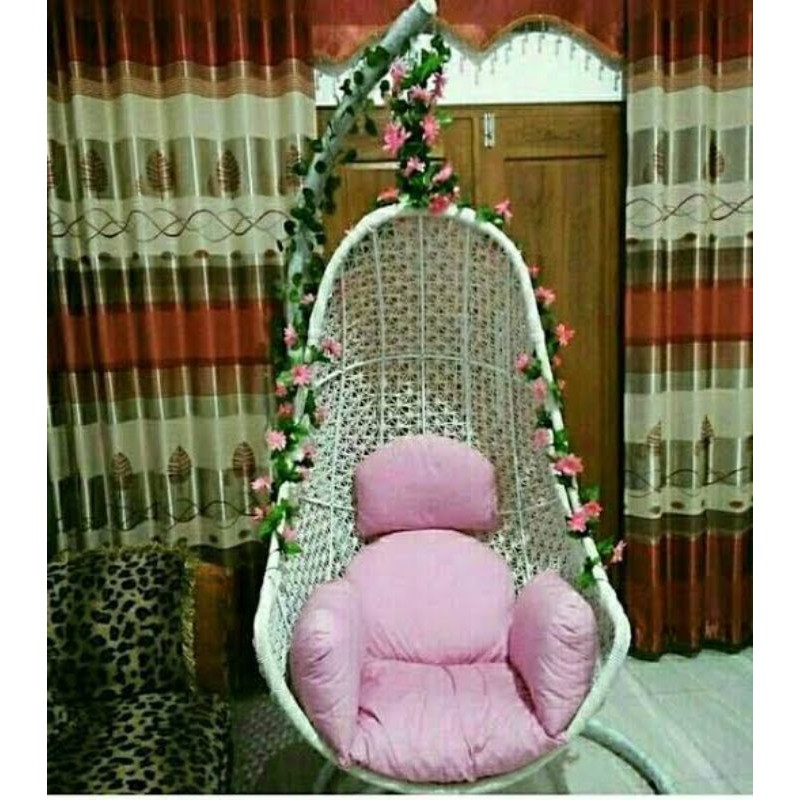 Ayunan gantung rotan