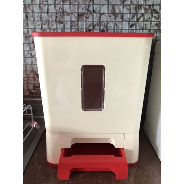 Tupperware Tempat Beras 10 KG Rice Smart / Rice Box