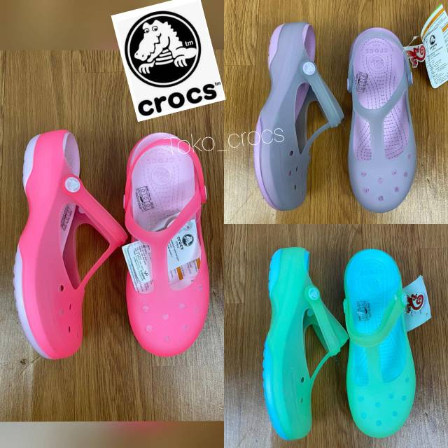 sandal crocs shopee