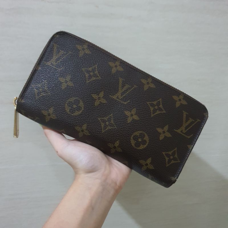 Louis Vuitton LV zippy wallet mono 2007