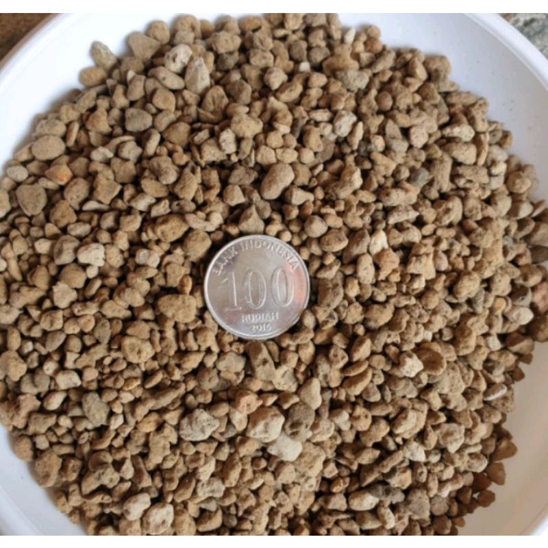 Pumice Stone  (1 kg) - Ukuran Kecil