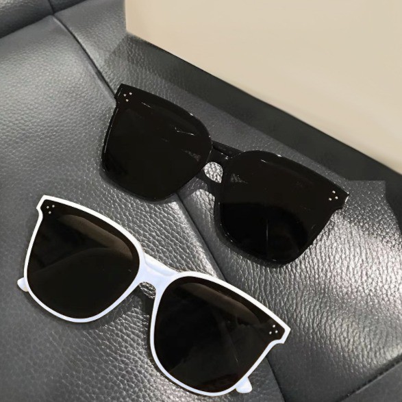 Diskon Shop - F5083 Kacamata Hitam Korean Fashion / Sunglassess Wanita &amp; Unisex / Kacamata Hitam