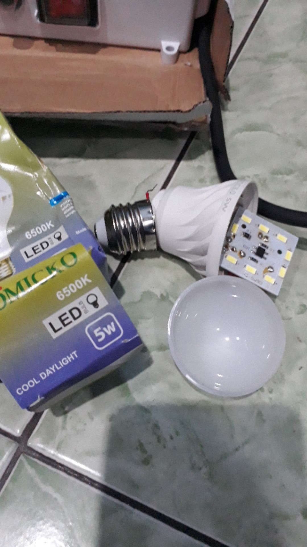 Mesin Pompa Air Satelit Ukuran 3in370watt 0.5hp Dg Kabel Biru 40m Pompa Submersible Speed 2850r/min