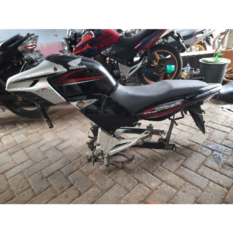 bodiset body set rangka sasis Tiger Revo tirev