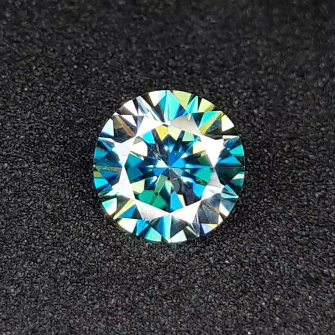 DIAMOND BLUE MOISSANITE