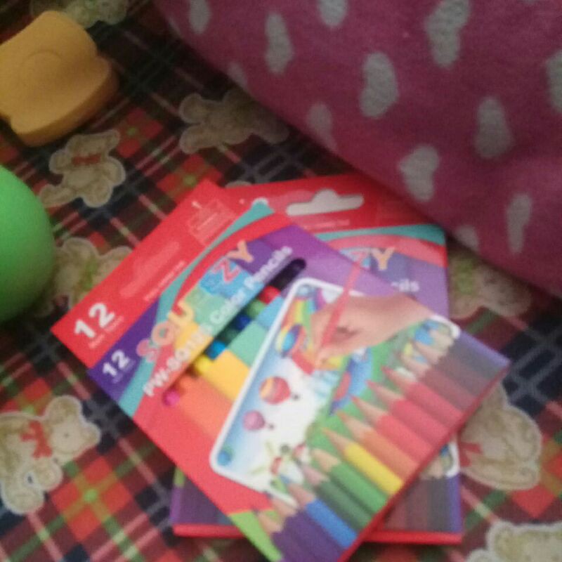 

pensil warna kecil