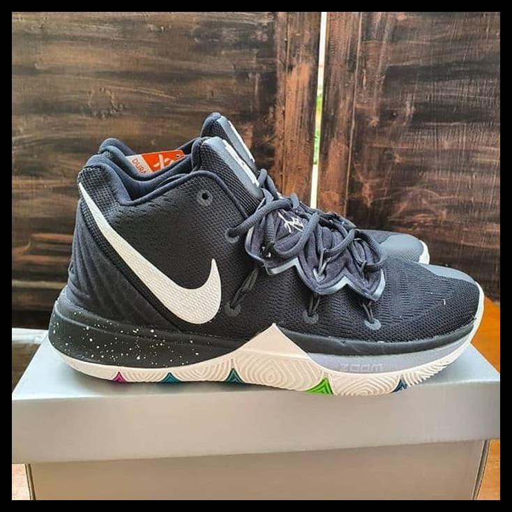 Nike Kyrie 5 Black White Premium