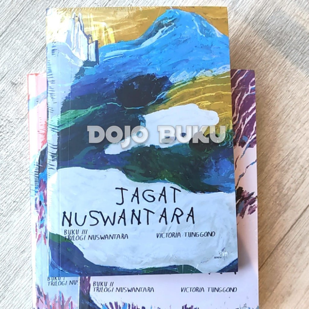 Buku Seri Trilogi Nuswantara by Victoria Tunggono