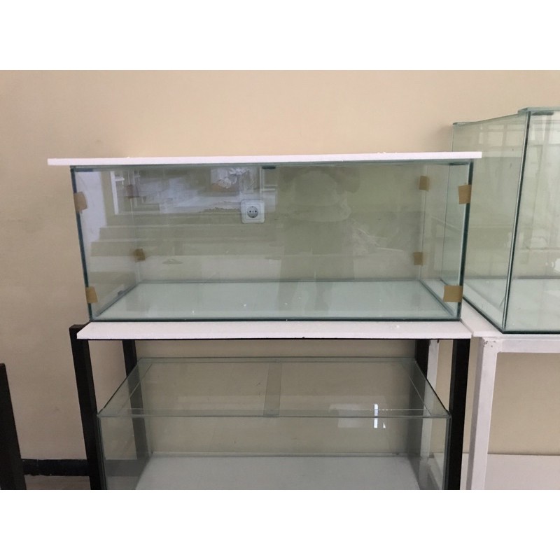 Aquarium 120x50x50 full 8’mm dan rak