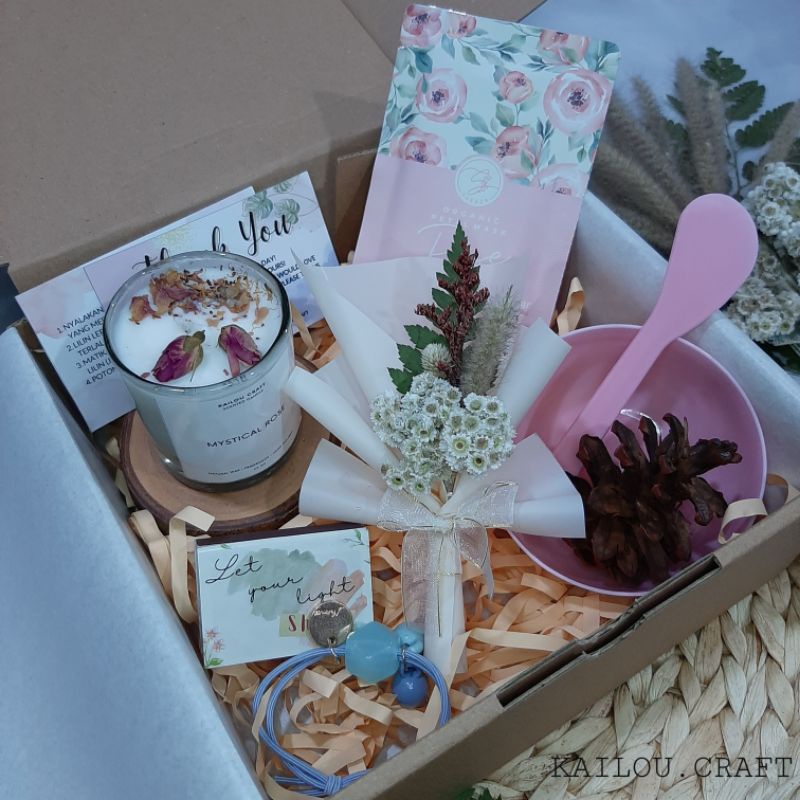 Gift Box Scented Candle | Lilin Aromaterapi | Kado Ulang Tahun | Kado Wisuda | Hampers