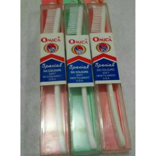 Sikat gigi omica putih kotak 600