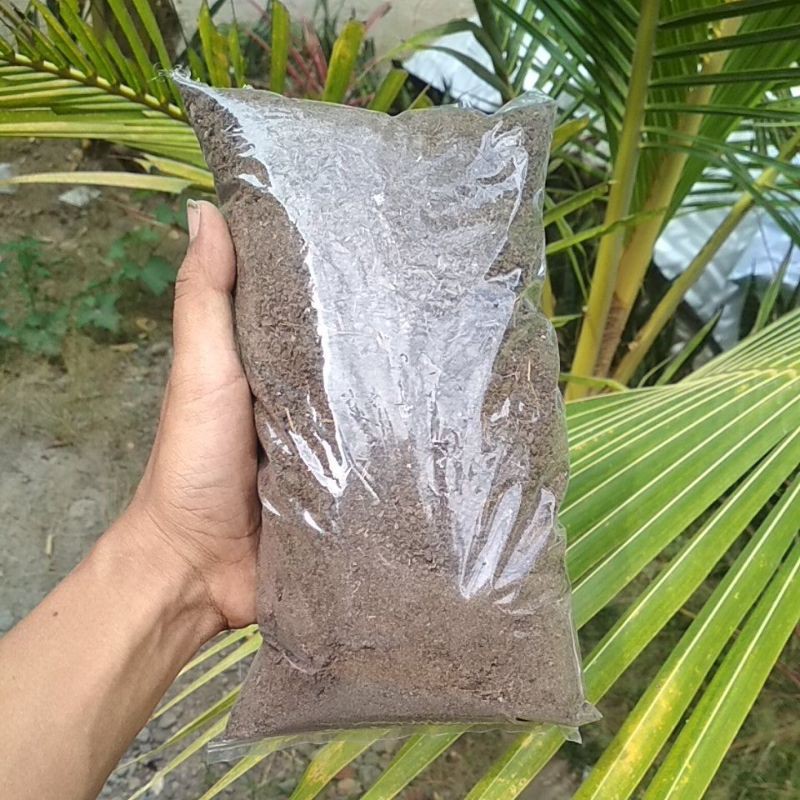 Kohe (kotoran hewan) Srintil kambing halus / pupuk kandang / pupuk organik 1kg
