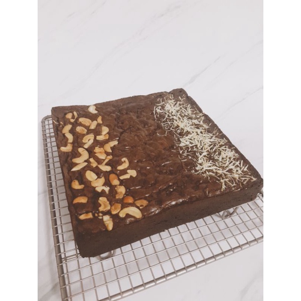 

Gluten Free and Vegan Gluten Free Brownies Big Size
