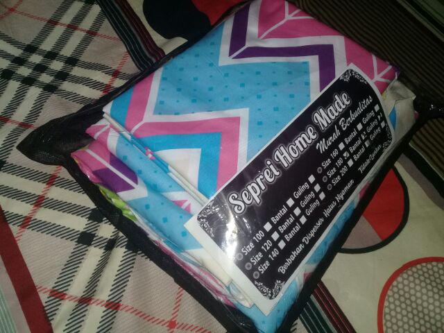 Seprei Motif Bunga Uk 120,160,180,200
