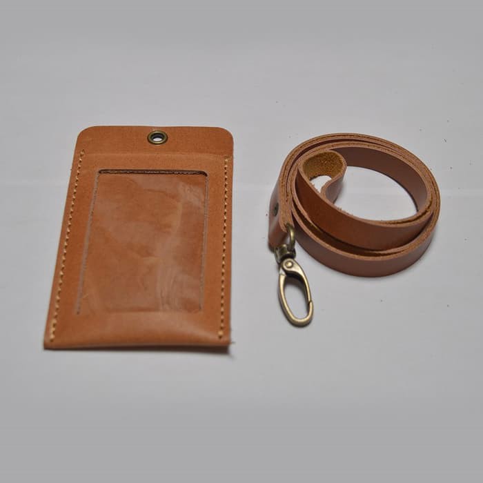 

gantungan id card kulit asli warna tan model simpel card holder