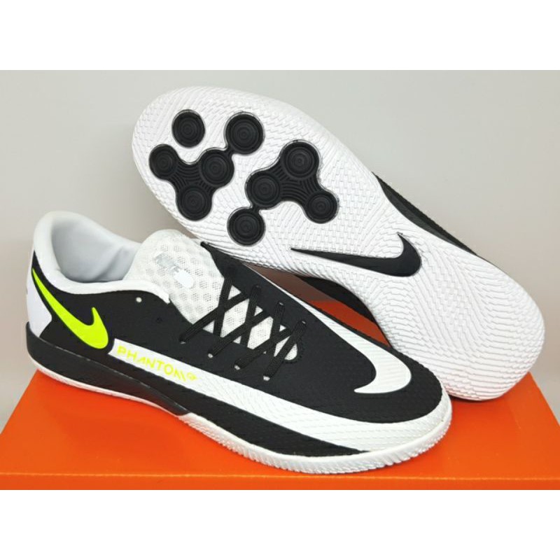 Sepatu Futsal Nike React Phantom GT Pro Black White Volt