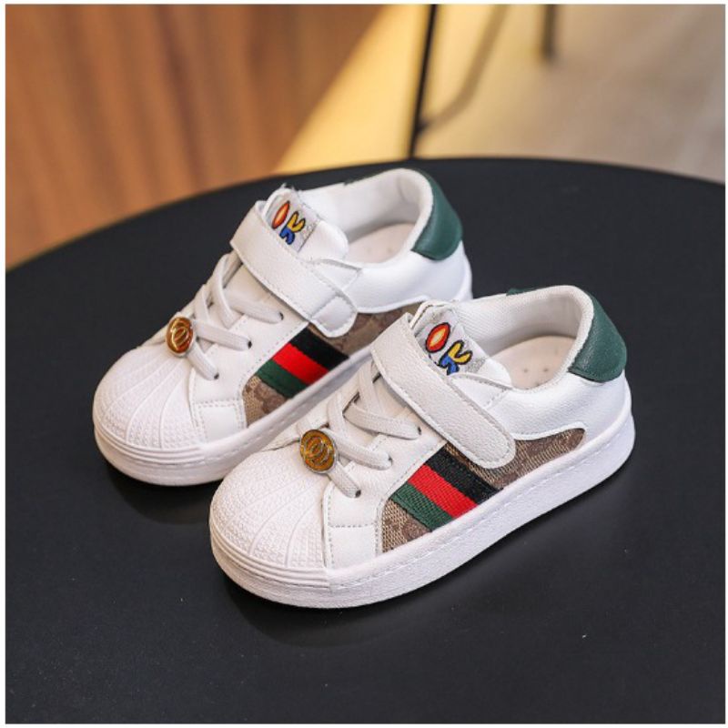 sepatu import premium anak sneaker fhesion lentur size 21-30