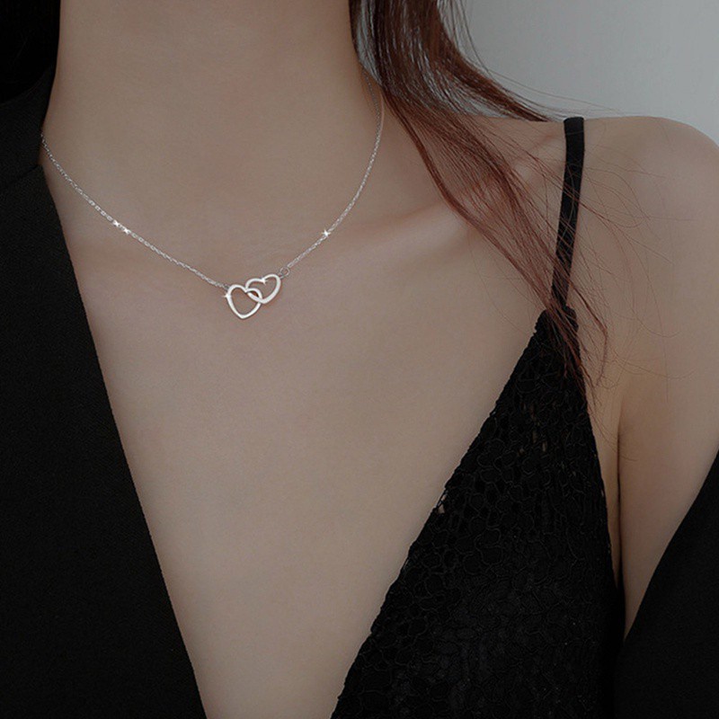 New Girls Women Double Heart Hollow Personaility Heart Necklace Love Geomertic Clavicle Choker