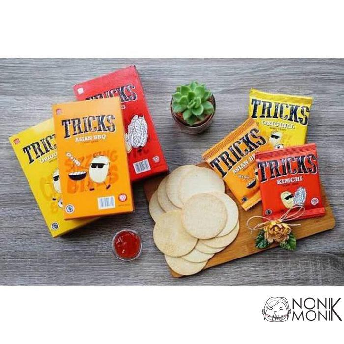 

NonikMonik BEST SELLER Tricks biskuit kentang potato baked chips halal LOW CARO 10pc x 20gr