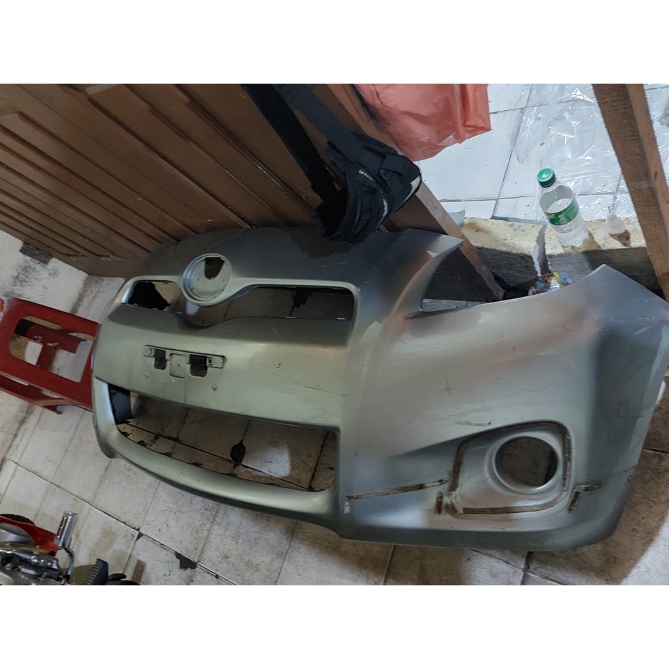 bemper depan yaris 2012
