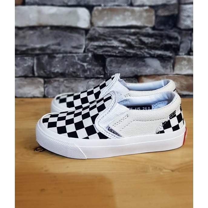 Sepatu vans checkerboard slip on kids sepatu anak sepatu sekolah