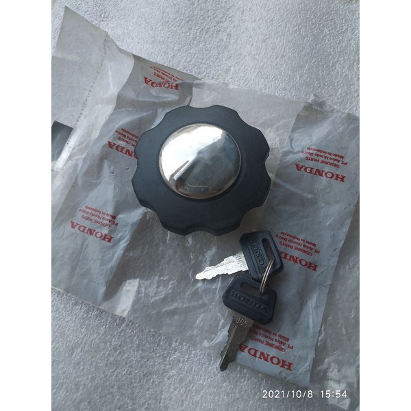 tutup tangki Honda win win100 cb100 k4 k5 tutup tengki gas tank Honda win win100 cb100 k4 k5 origina