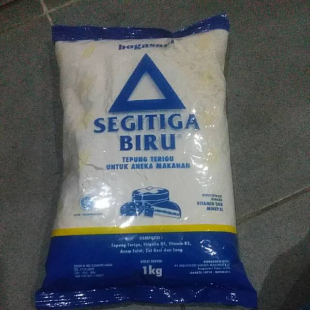 

tepung bogasari segitiga biru