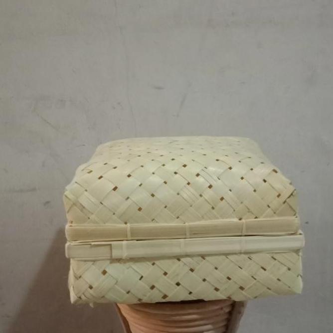 

READY COD New Besek Kaki/Sokase Bambu 20X20Cm Hampers Lebaran Import HARGA TERBAIK