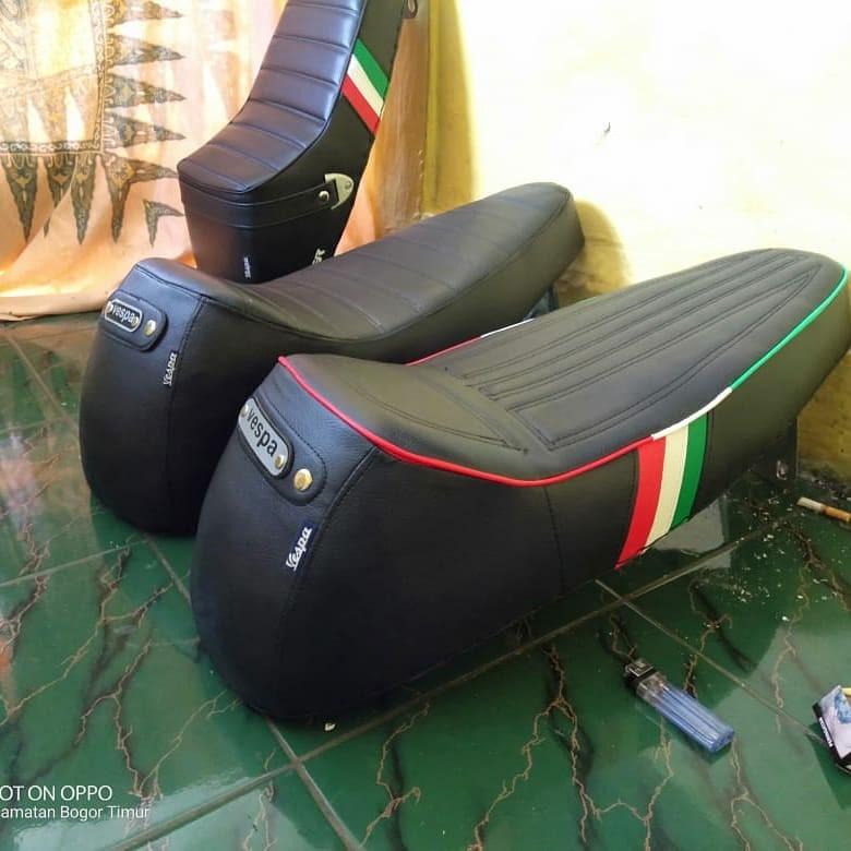 jok motor Vespa caferacer sport itali,super,px,sprint Kualitas Bagus