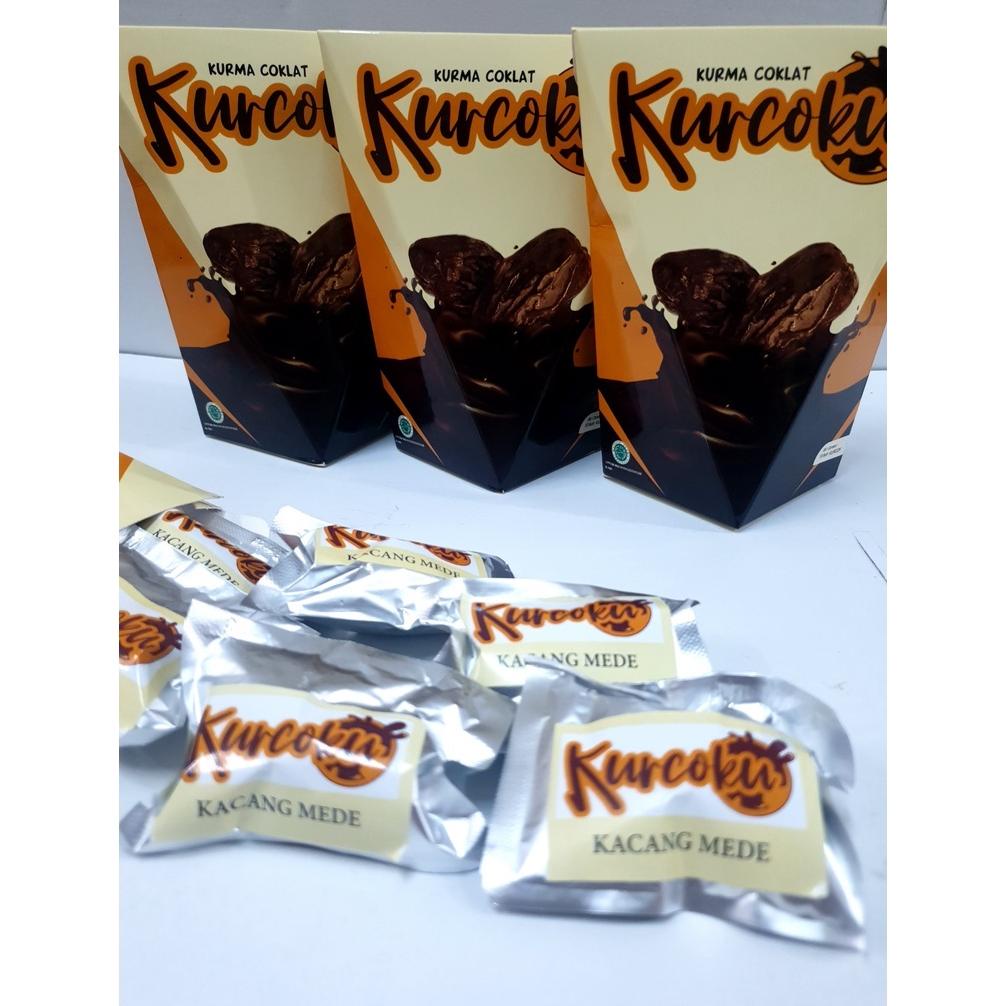 

Kurma Coklat "KurcoKu" rasa kacang mede