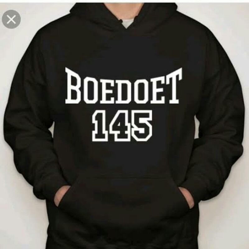 sweater BOEDOET 145 bahanya lembut tidak gerah dan nyaman saat dipakai