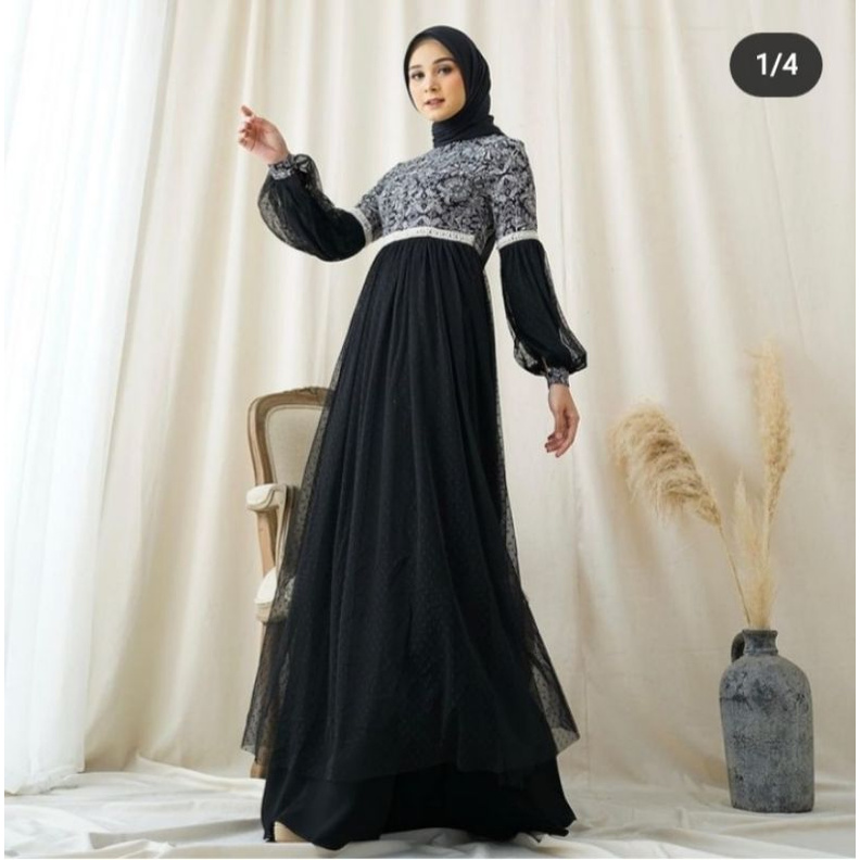 Laluna Dress by Madeira (Size S)