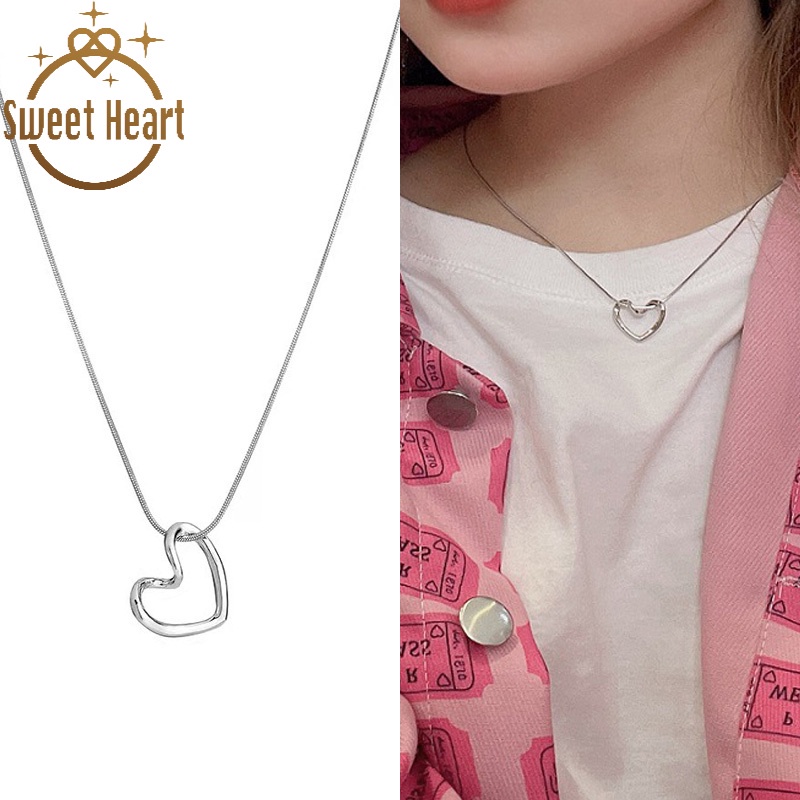 Kalung Rantai Dengan Liontin Hati Untuk Wanita