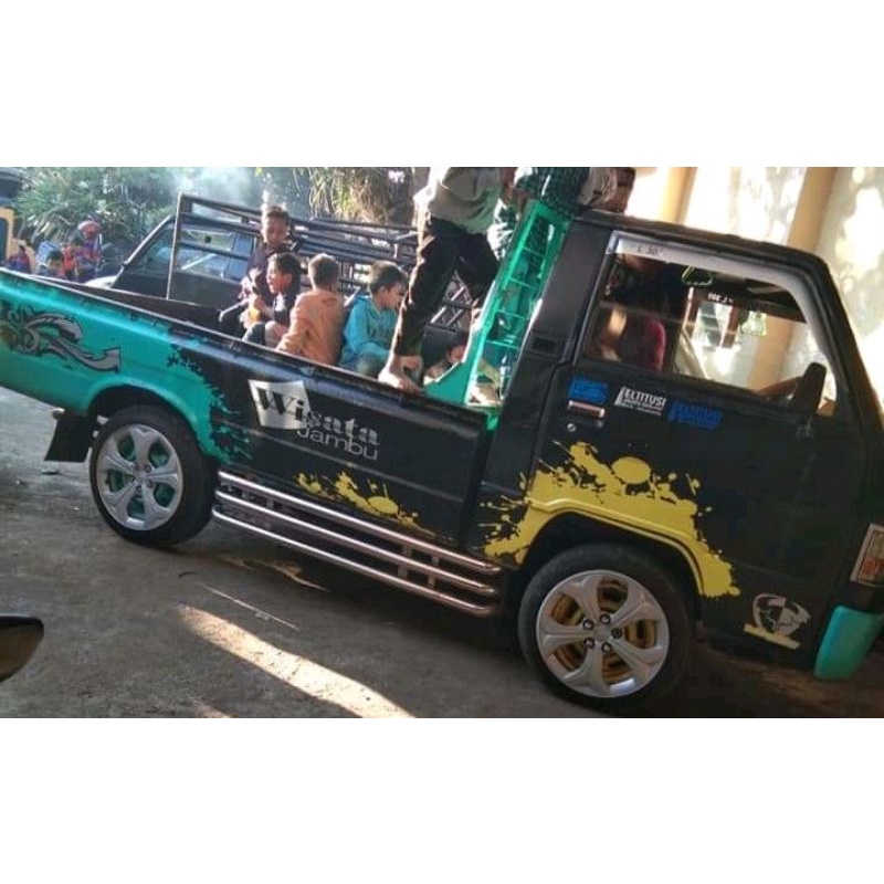 HYUNDAI WILDOP R17 SUPER LENTUR