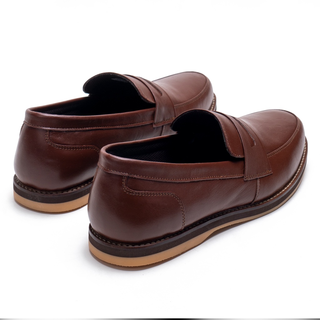 Sepatu Loafers Pria Slip On Kulit Asli Fordza F.D335