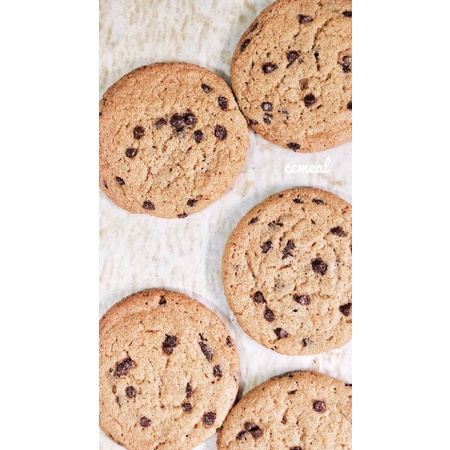 

Crispy & Chewy CHOCOLATE CHIPS COOKIES (1 pack isi 2 cookies)