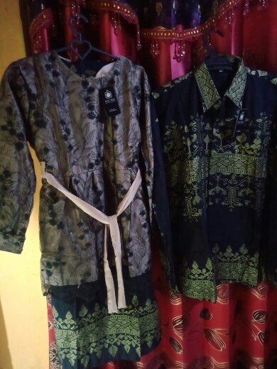 Kebaya Batik Bestseller Couple Nawang Ayu Series (free Hijab)