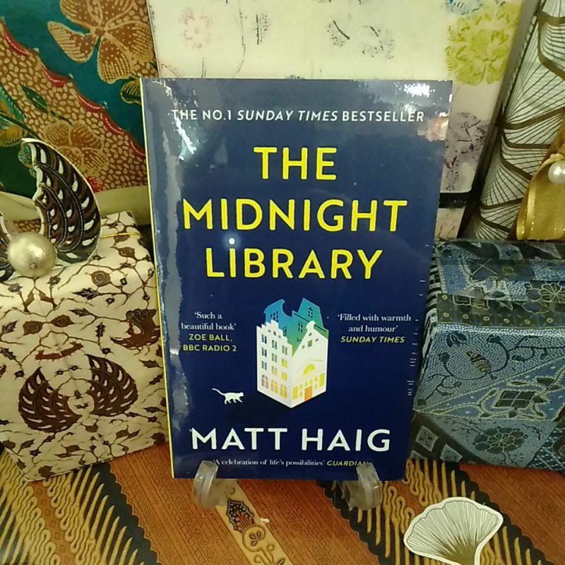 The Midnight Library  (Original UK)