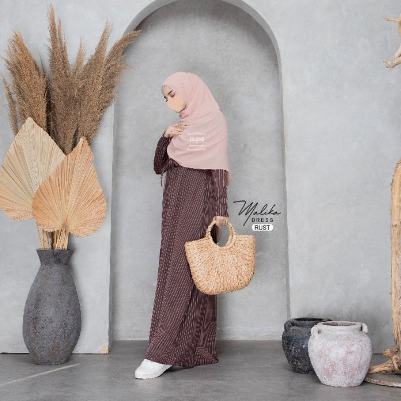 malika dress kaisya