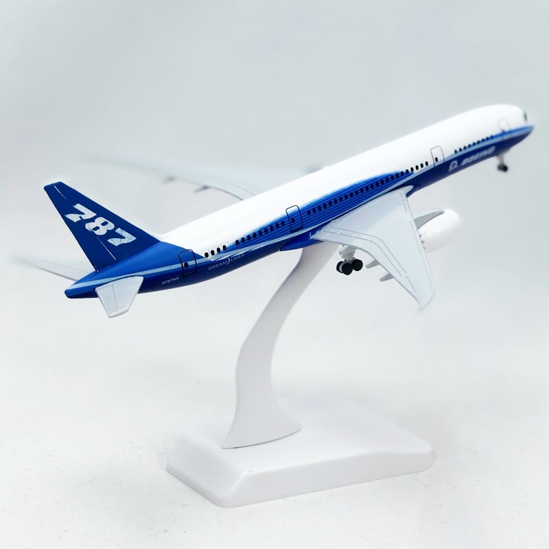 Boeing 787 B787 Miniatur Diecast Pesawat Terbang Impian Bahan Metal 20CM Untuk Dekorasi Mejakoleksi