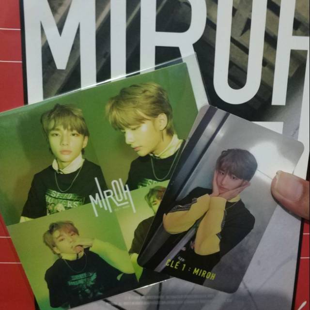 Stray Kids Hyunjin Miroh Photocard Cle 1 Sticker Benefit
