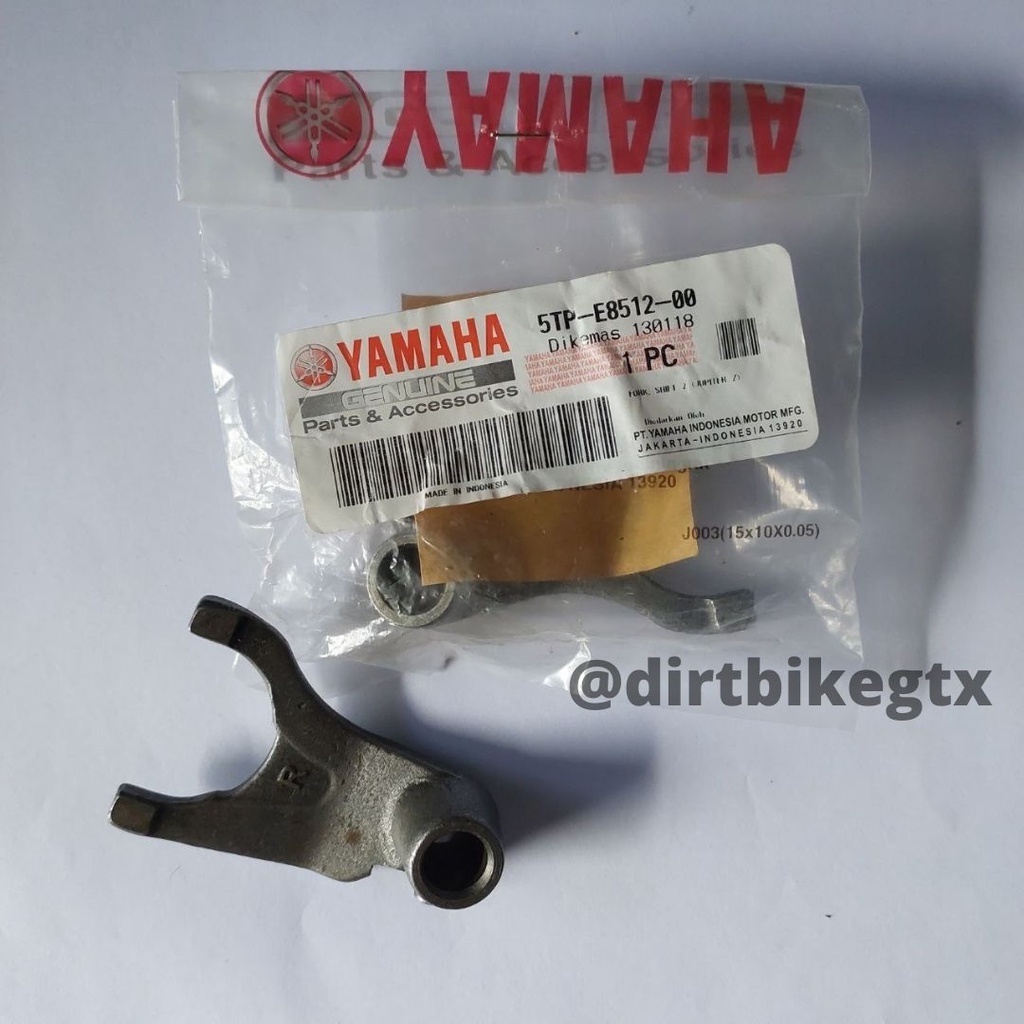 FORK SHIFT (BESAR) CAPIT UDANG TRANSMISI RASIO  2 JUPITER Z ORI ORIGINAL YAMAHA YGP ASLI 5TP-E8512-0