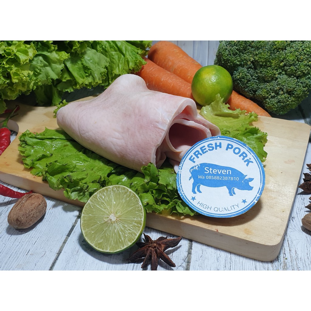 

KULIT SEGAR KULIT BABI 1KG ( KULIT LUAR SAJA ) - RAW FRESH PORK SKIN