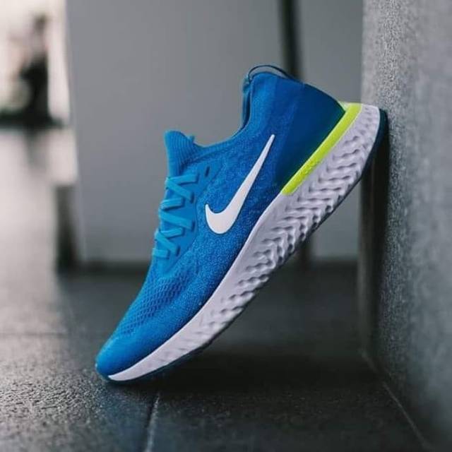 nike epic react flyknit blue glow