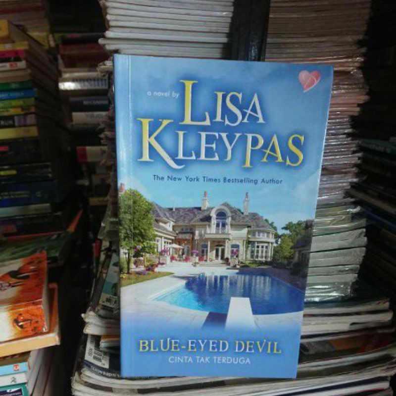 Novel LISA KLEYPAS BLUE - EYED DEVIL (CINTA TAK TERDUGA)