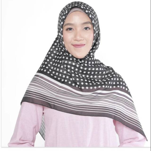 Kerudung motif merk zoya